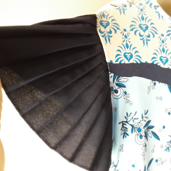 Cupio Top | Blue Tan Orange Floral | New! Small - Picture 6 of 14